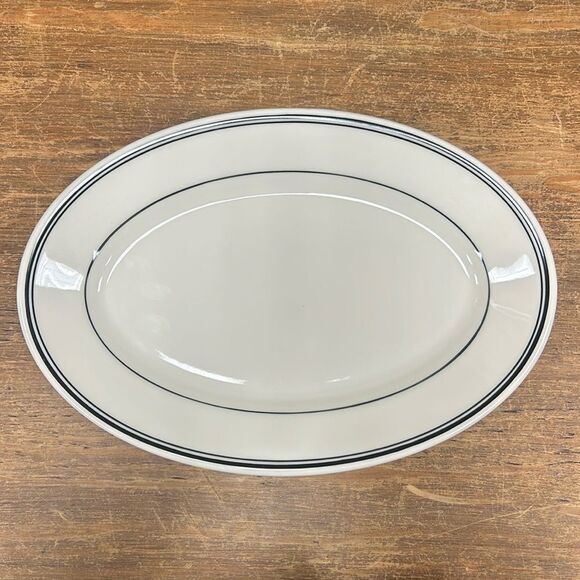 Homer Laughlin Oval Black Banded Platter. kk156 - Picture 1 of 2